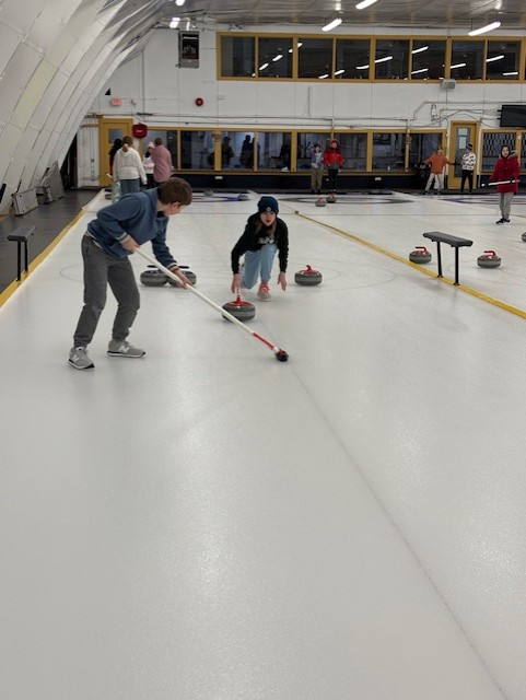 Curling 2.png